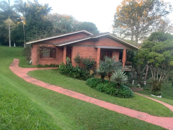 Sítio à venda em Viamão